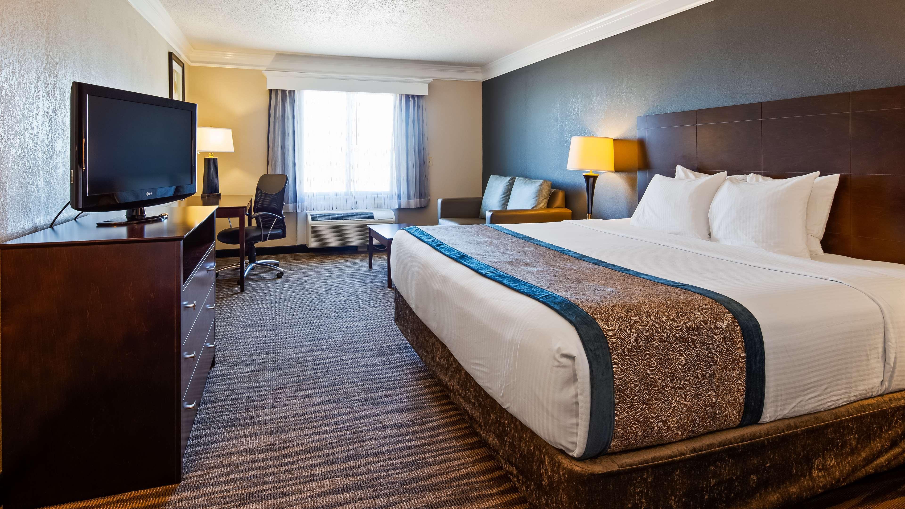 Best Western Augusta West Exterior photo