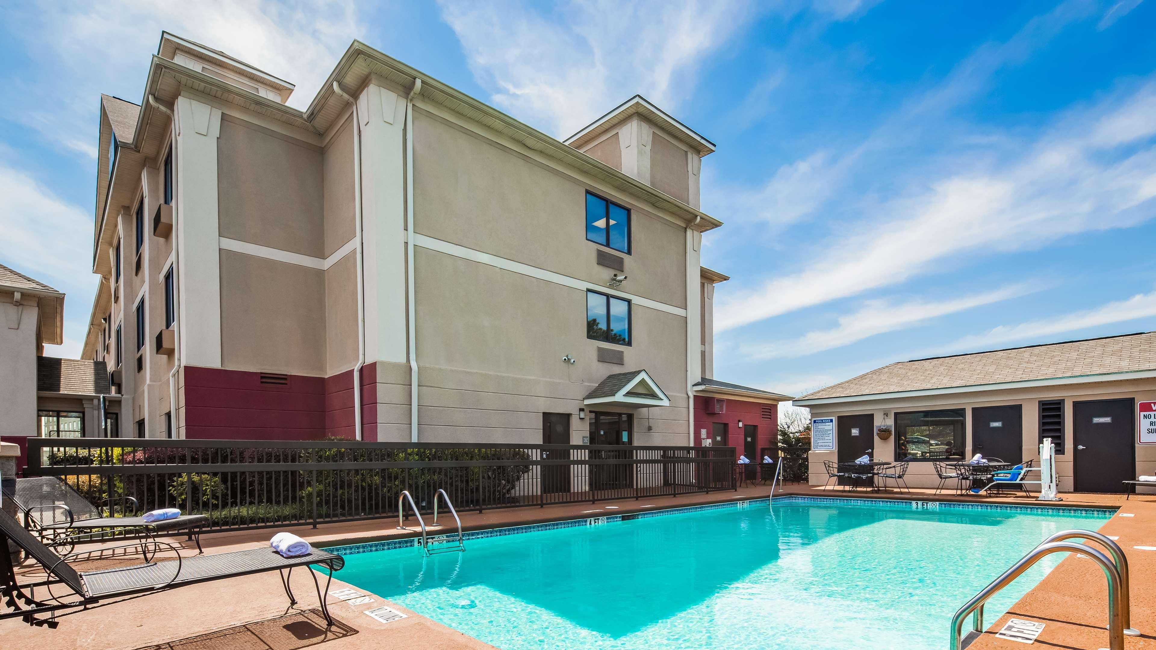 Best Western Augusta West Exterior photo